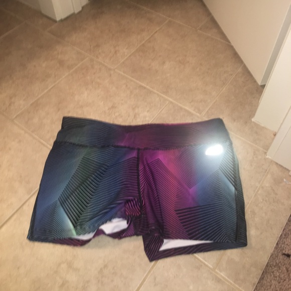 Patterned spandex - Picture 1 of 1